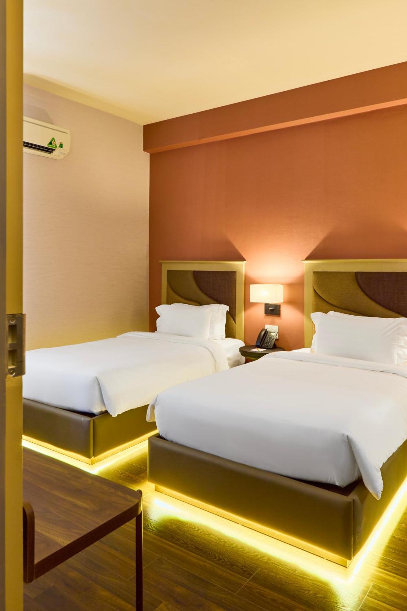 Kin Hotel Ly Tu Trong Ho Chi Minh City Bagian luar foto